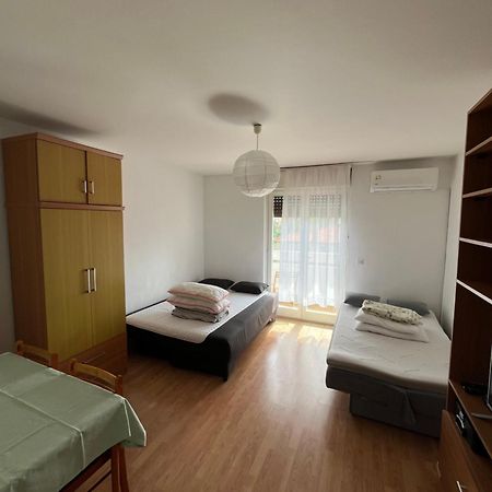 Apartman Niko Pula Exteriér fotografie