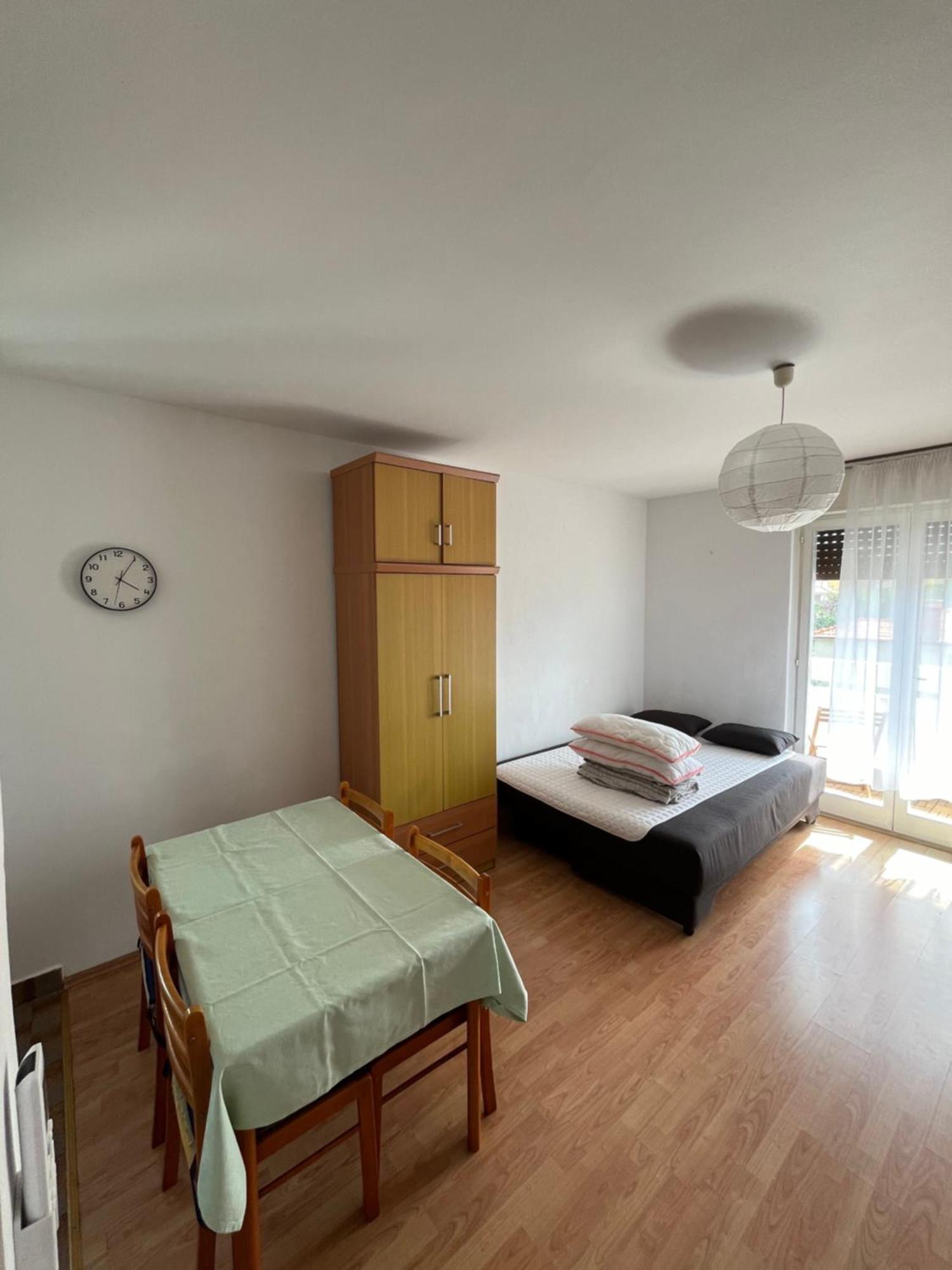Apartman Niko Pula Exteriér fotografie